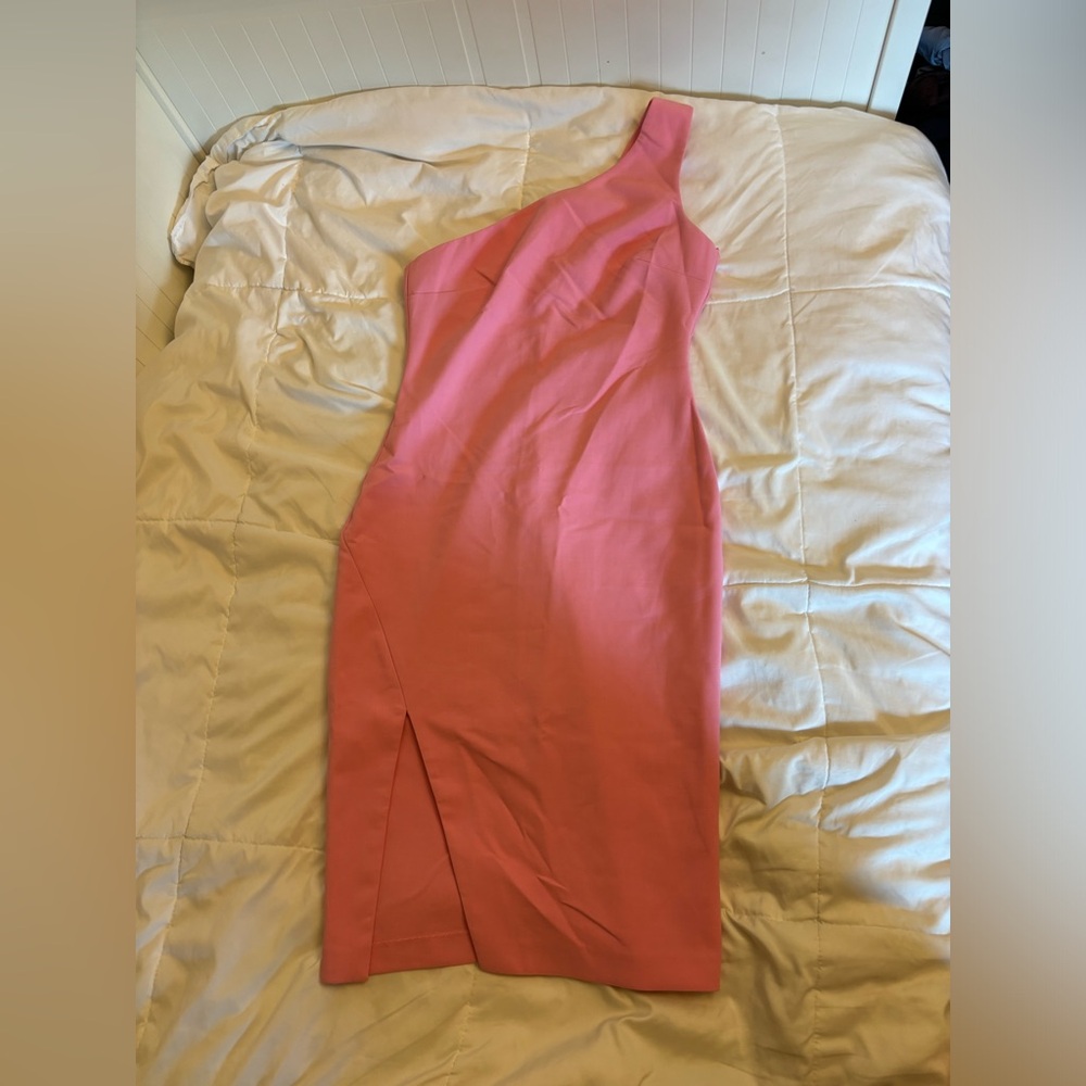 New with tags size 6 off the shoulder dress